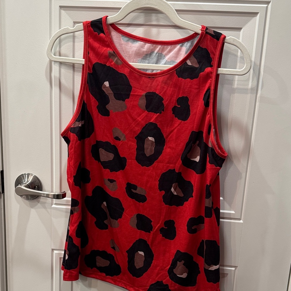 SHEIN Red and Black Leopard Print Tank Top